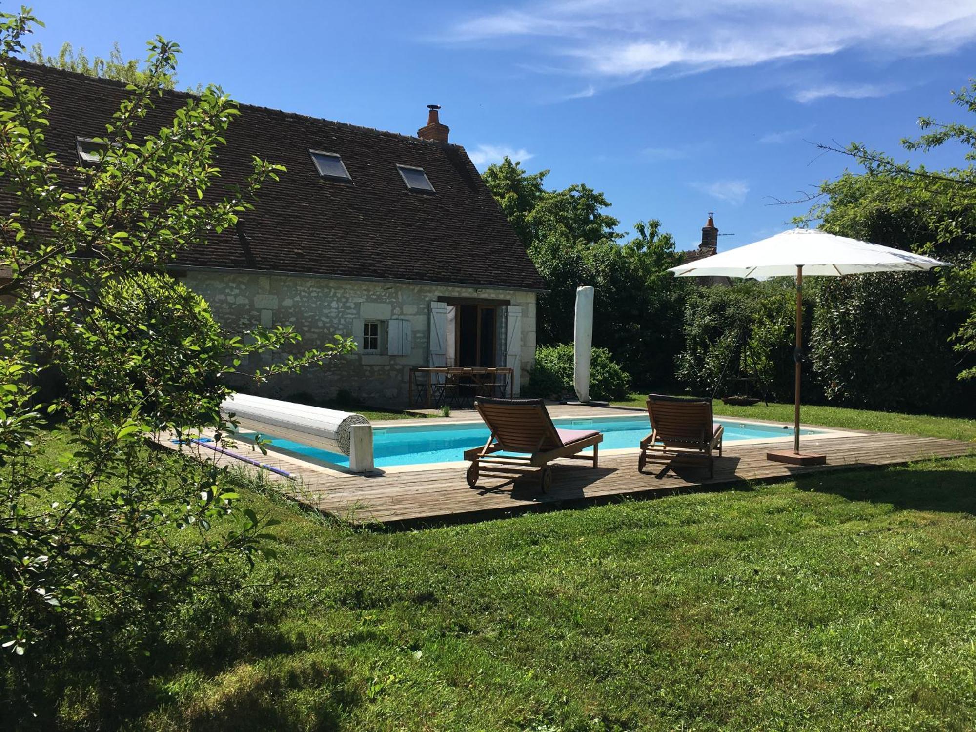 Longere Avec Piscine